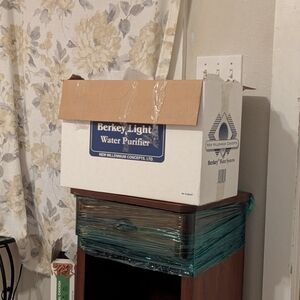 Berkey Light Water Purifier - White